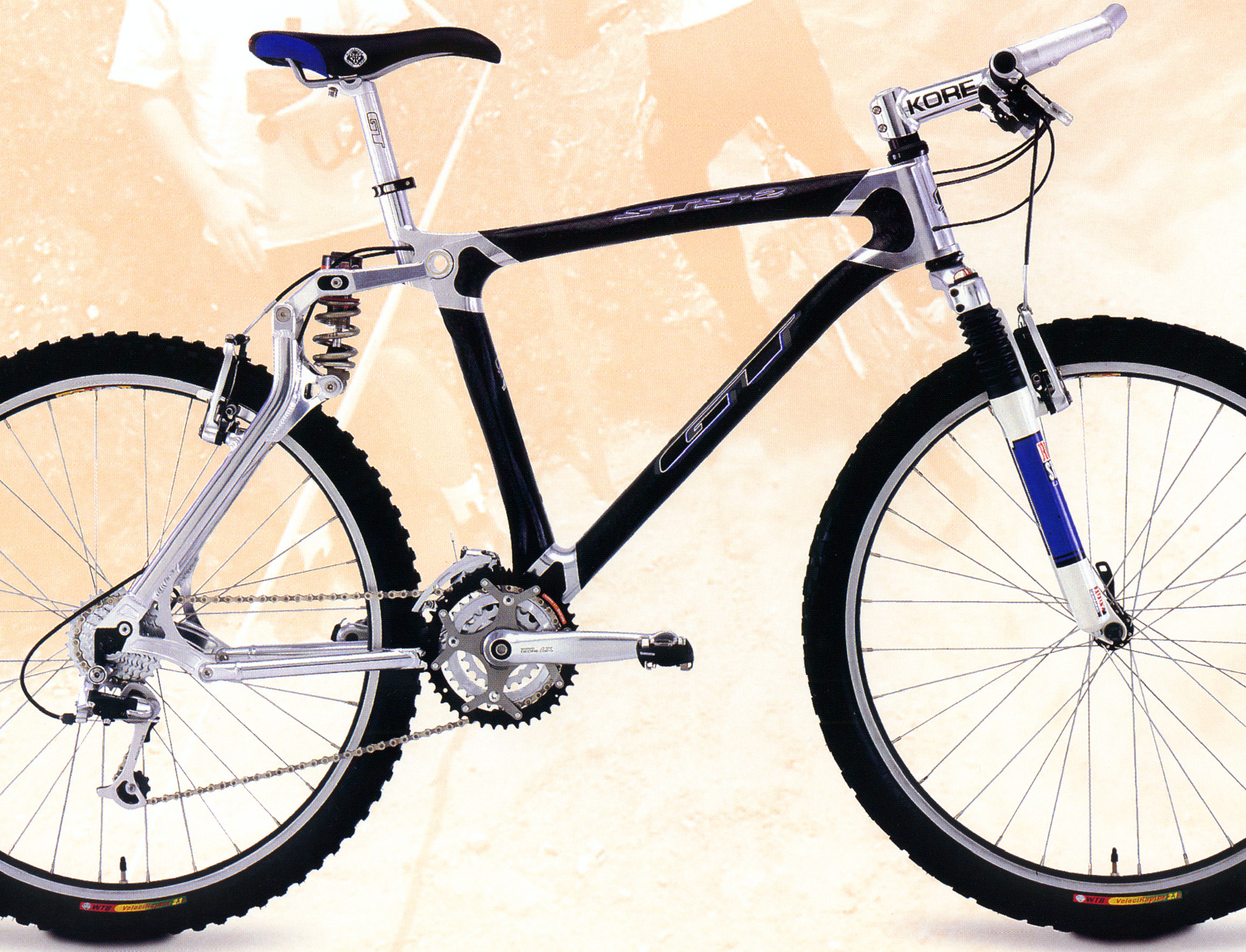 GT Bicycles STS Carbon Fiber Mountain Bikes Bullseye Design Worx